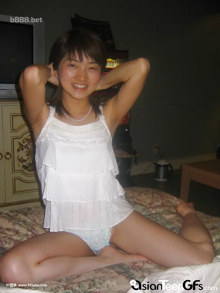 Horny young slut loves bondage [9P][タピオカ 写真 加工]