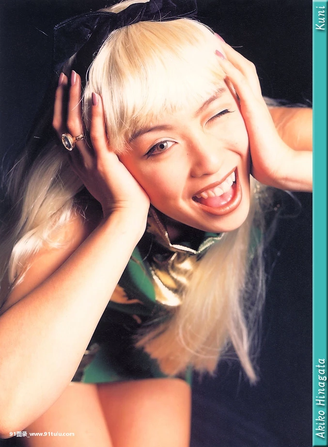 山花烂漫无尽的温柔 [25P][kkk 写真]