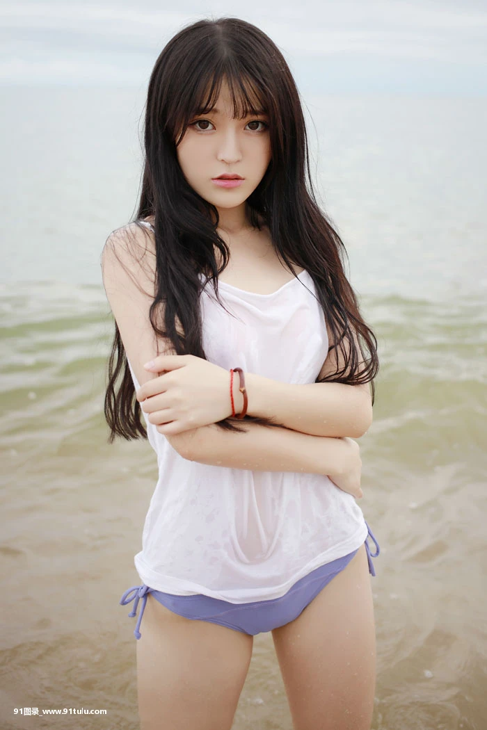 绝美女生伊小七犹抱美乳半遮面 [39P][写真 家 巨匠]