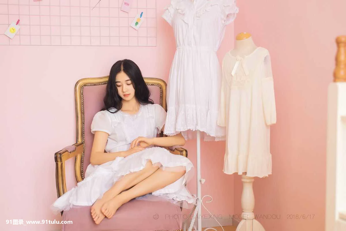 安静的少女 [19P][写真 から 似顔絵]