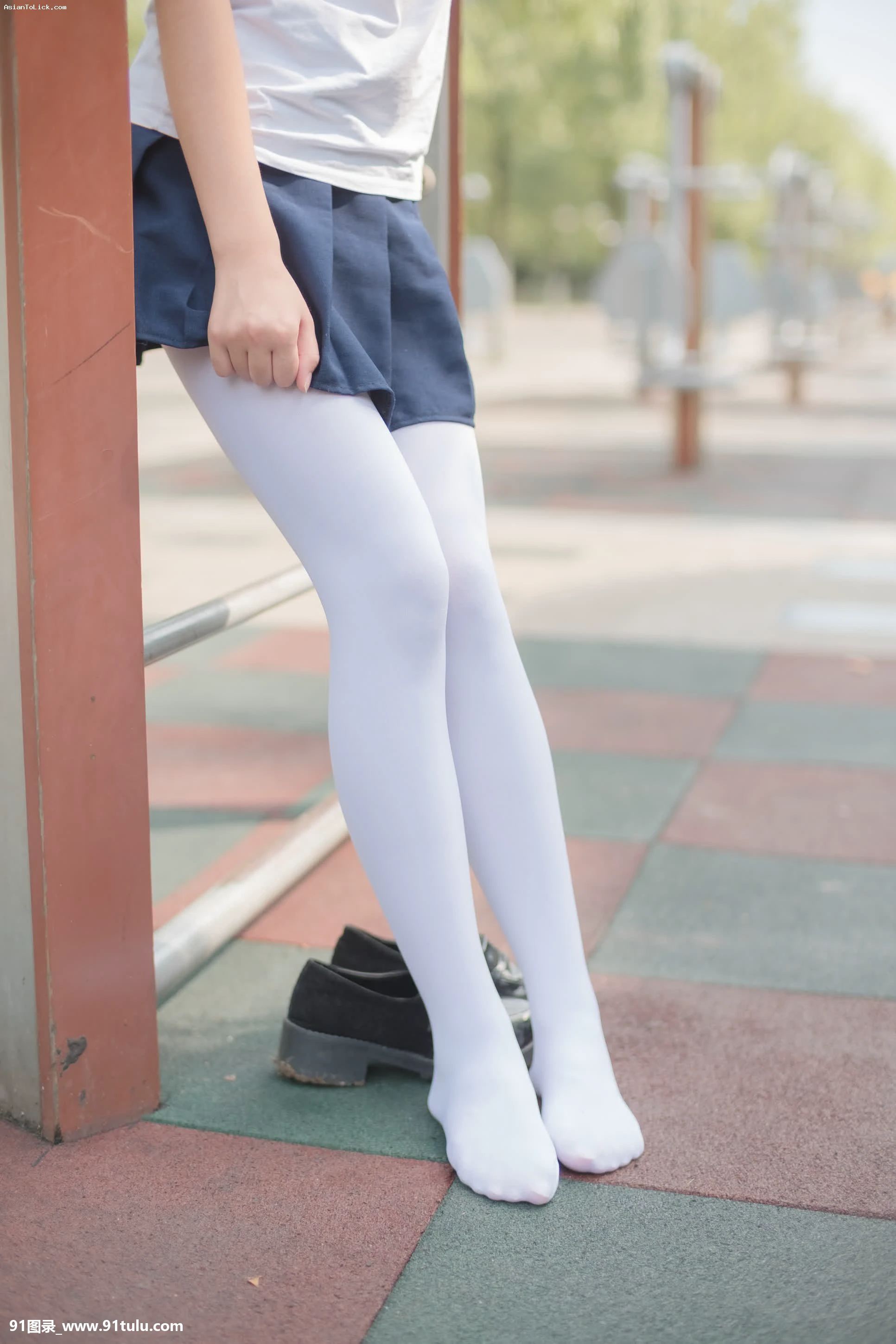 高中生的户外白丝_森萝财团BETA系列 001 [90P][雞排妹 裸照]