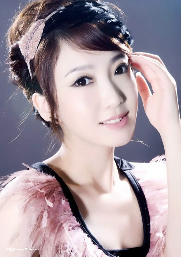 上戏绝色美女倪歆柔清纯写真 [8P][still life 写真]