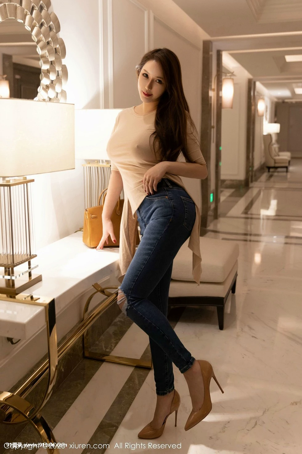 尤妮丝肥臀写真 [56P][秋瓷炫 露点]