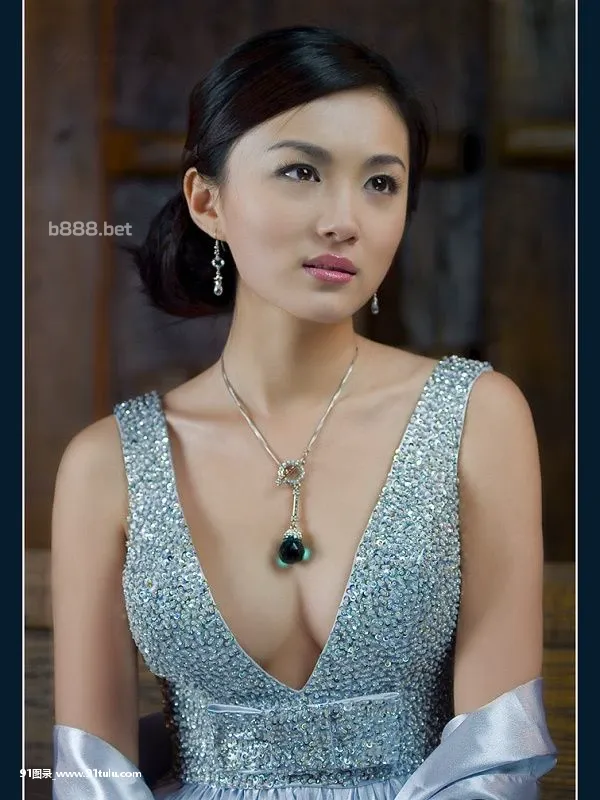 各类清纯美女展示各式各样表情 [22P][ヒルトン 名古屋 写真]