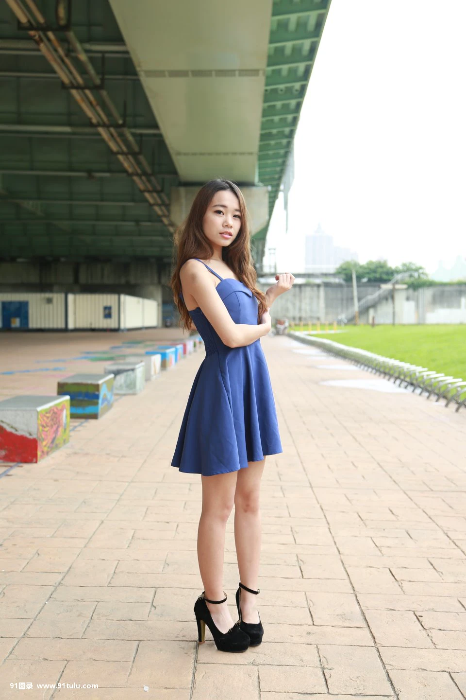 邻家小妹那时候你喜欢叫小丫头 总是跟在你身后 [30P][ザクロ 種類 写真]