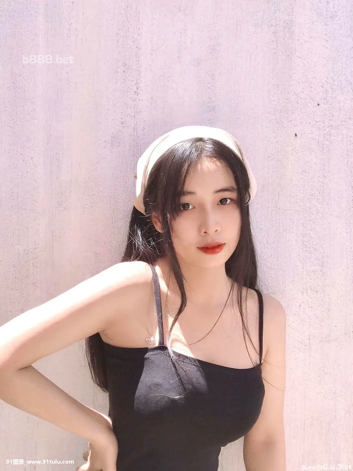 TuoNG VY少女 [20P][写真 吊るす 麻 紐]