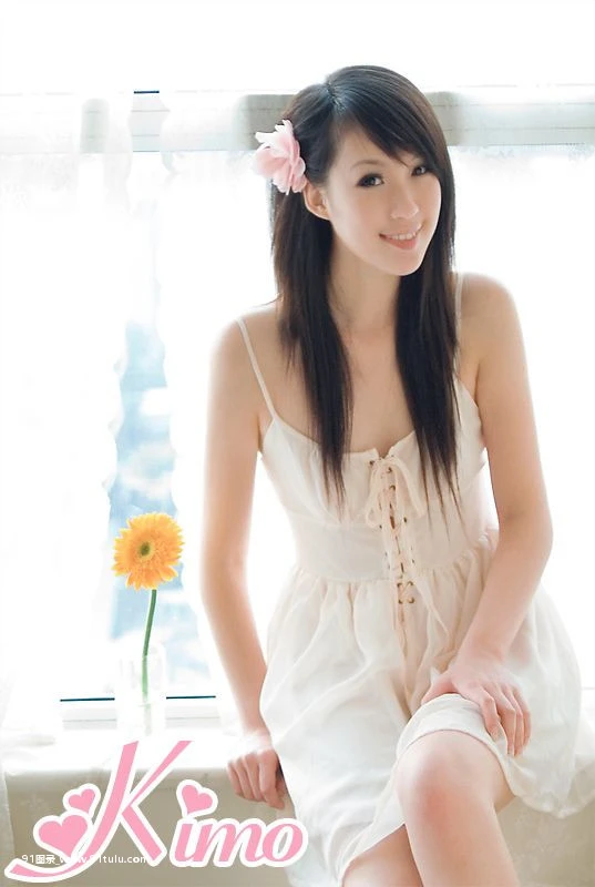 超级可爱的清纯美女 KIMO [13P][写真 before and after]
