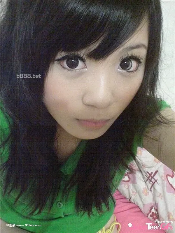 Very cute babyboll loves to make selfies [9P][ペット 写真 スマホケース]