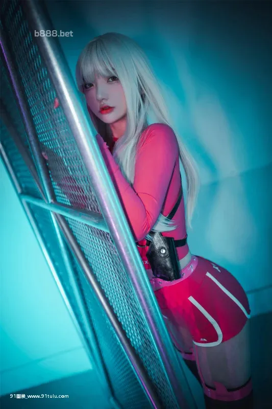 鱿鱼游戏COSPLAY [53P][手持ち 花火 写真]