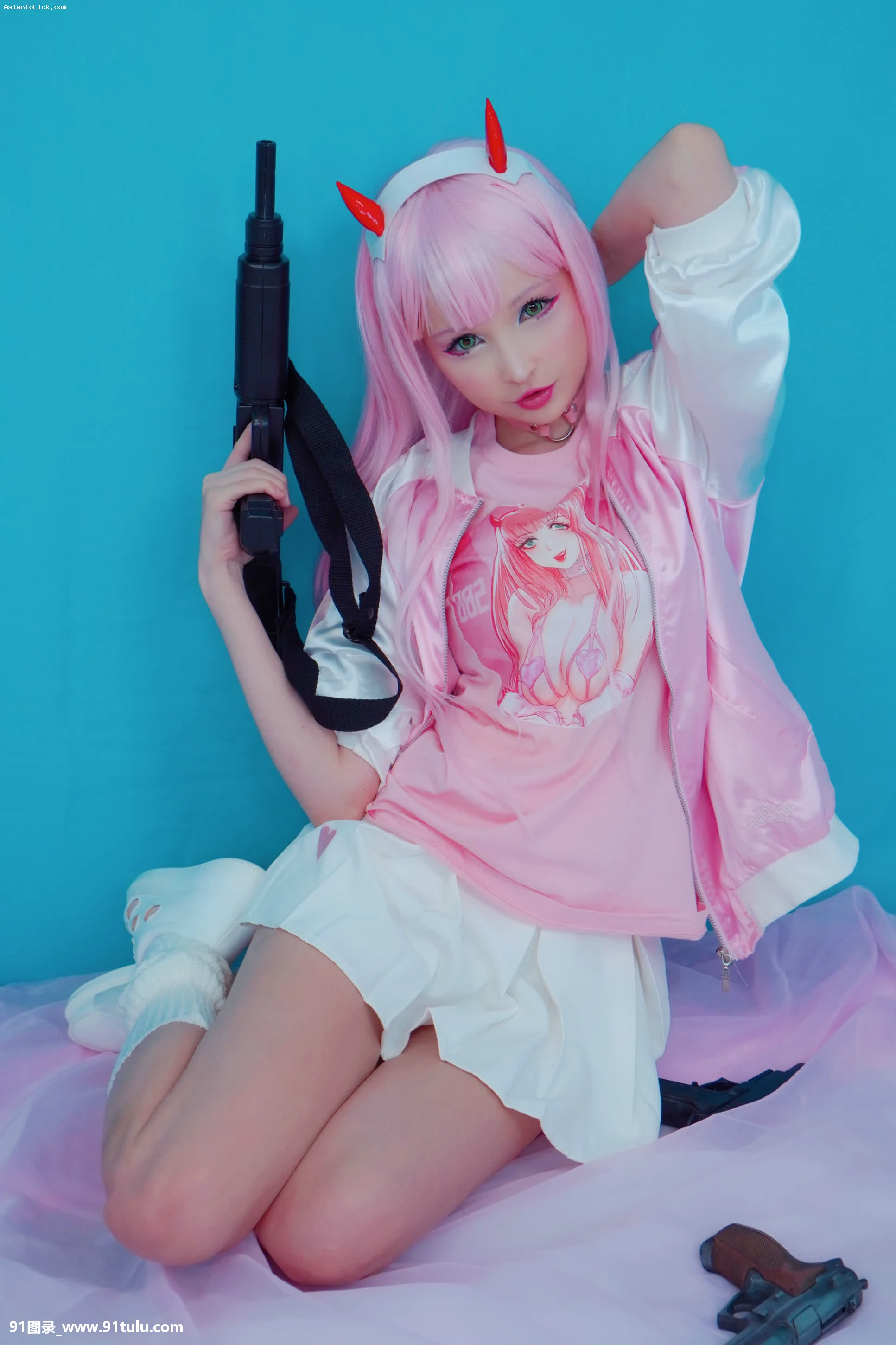Hidori Rose con cosplay de Zero Two de Darling in the Franxx. + 2 Videos [45P][庐江 艳照 门]