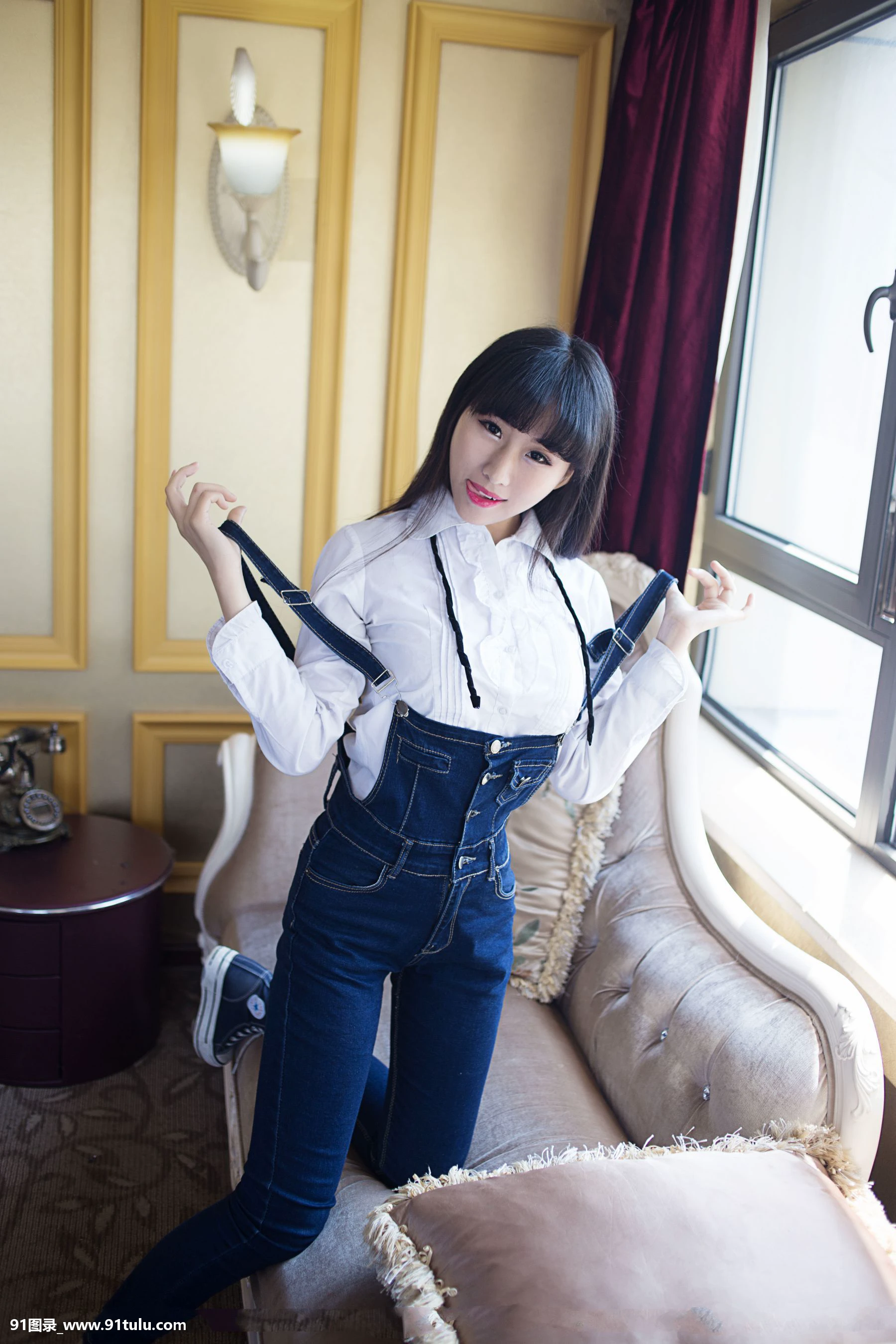 童颜巨乳妹子 [26P][素人 露出]