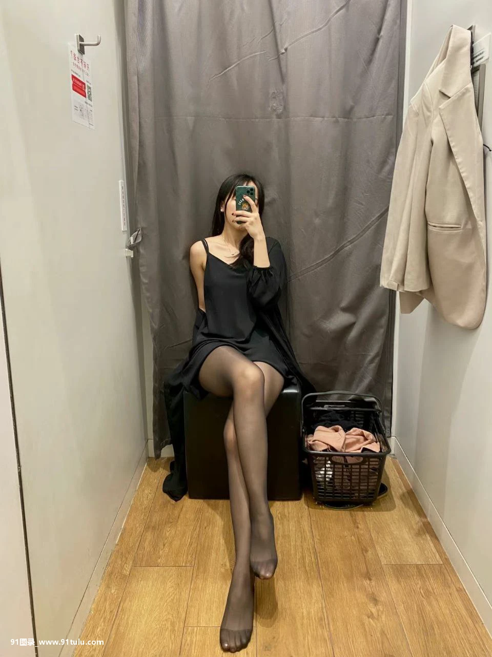 丝袜美腿 [20P][photocinema+ 写真 追加]