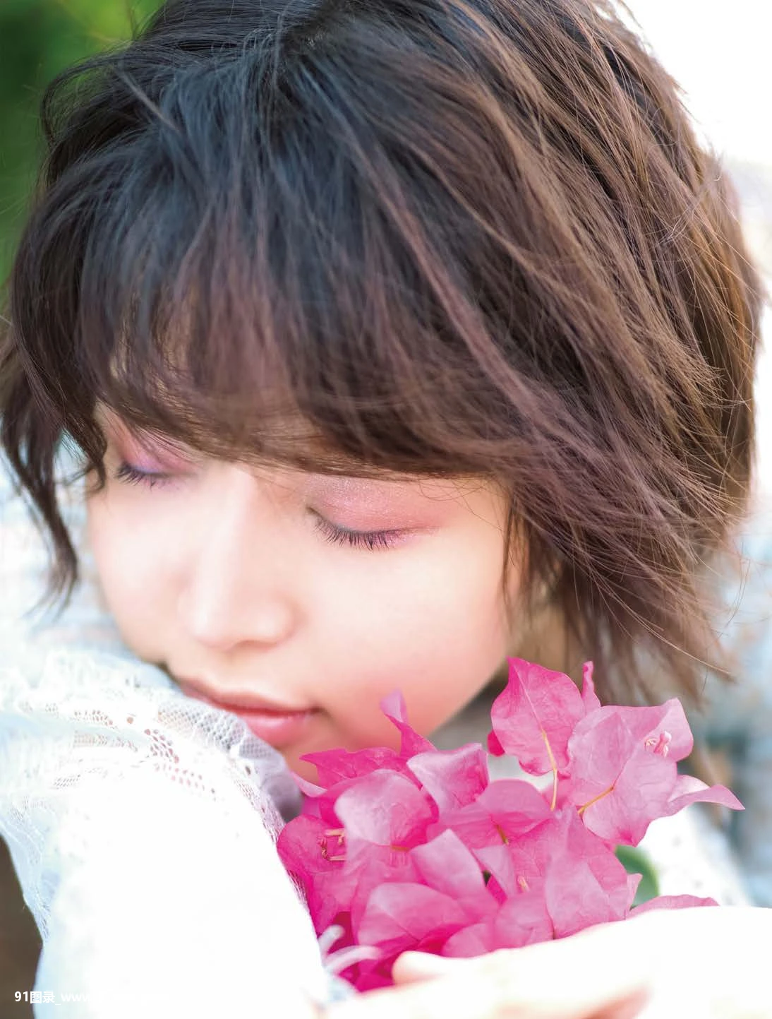 第八十一期 [50P][パスポート 写真 大きさ]